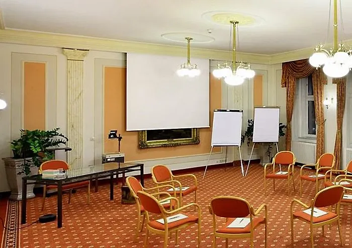 Bellevue Hotel 4*